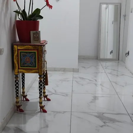 Casa Bianca בית הארחה קזלקיו די רנו