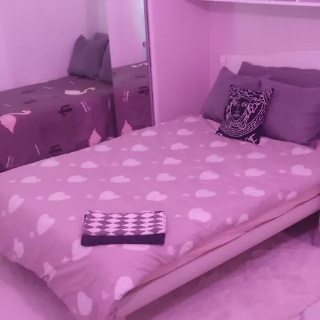 Casa Bianca 3* קזלקיו די רנו